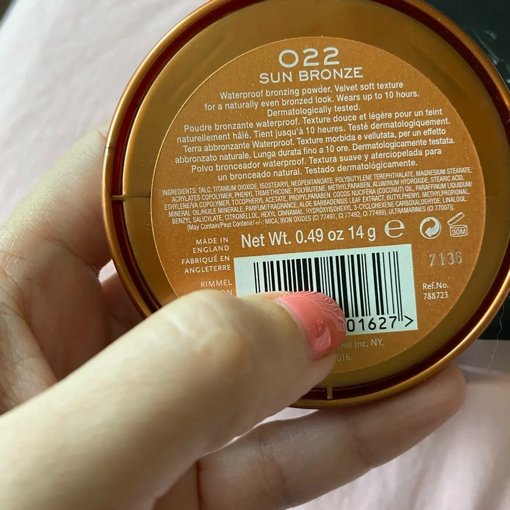 RIMMEL LONDEN NATURAL POWDER BRONZER /UNUSED!